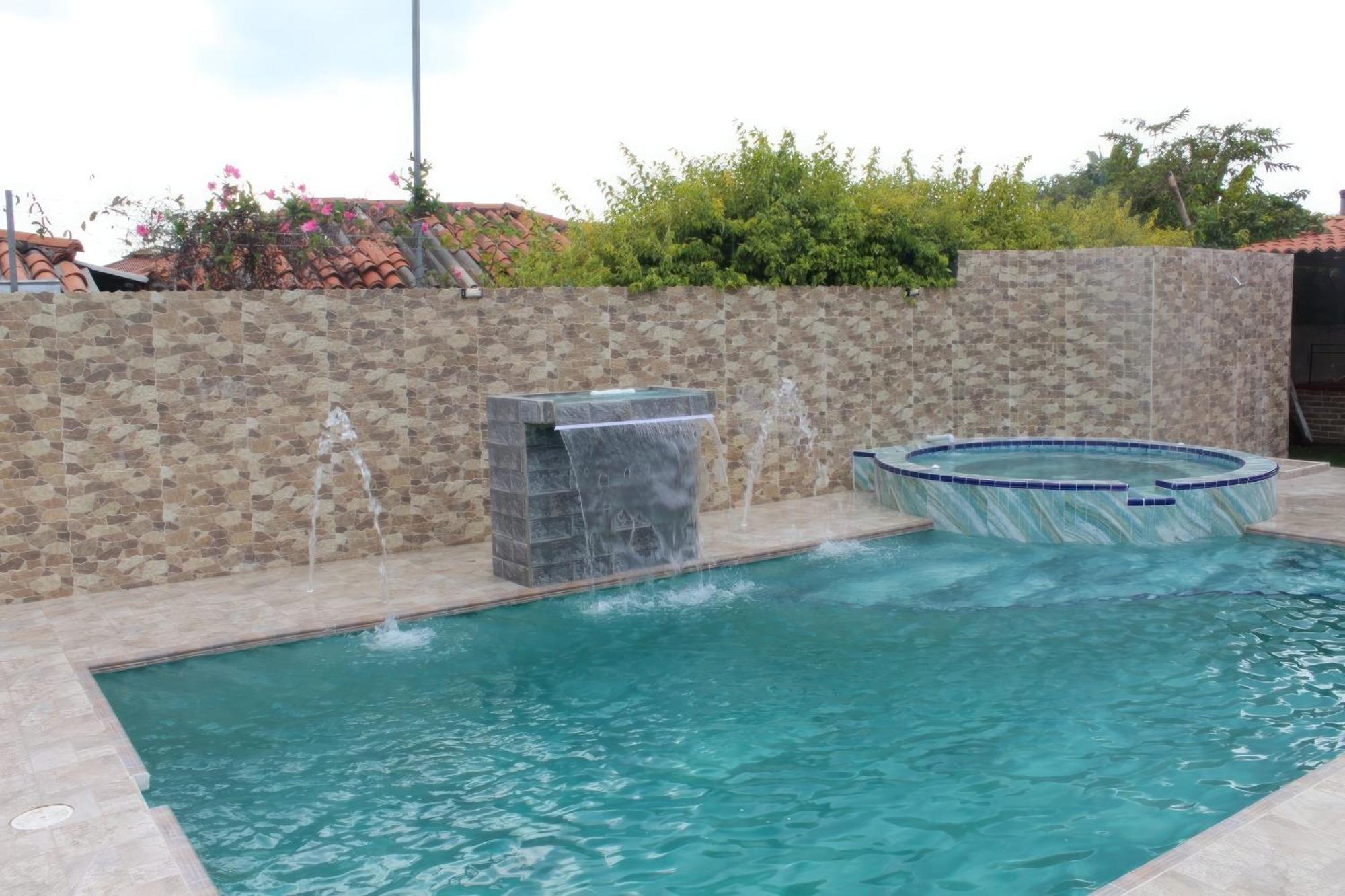 El Cerrito Finca Hotel Casa Lupe En Santa Elena מראה חיצוני תמונה